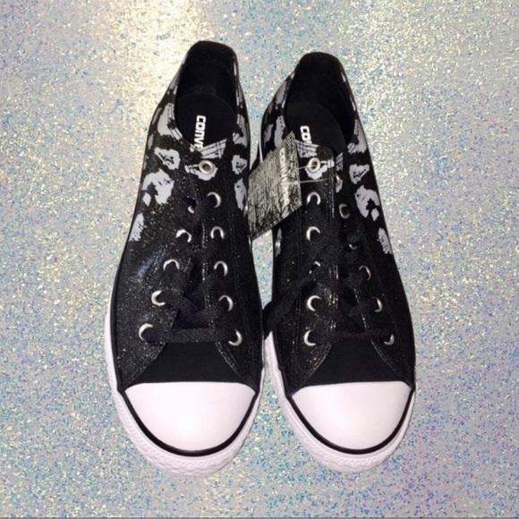 Converse Shoes - Converse Black & White Low Top Sneakers